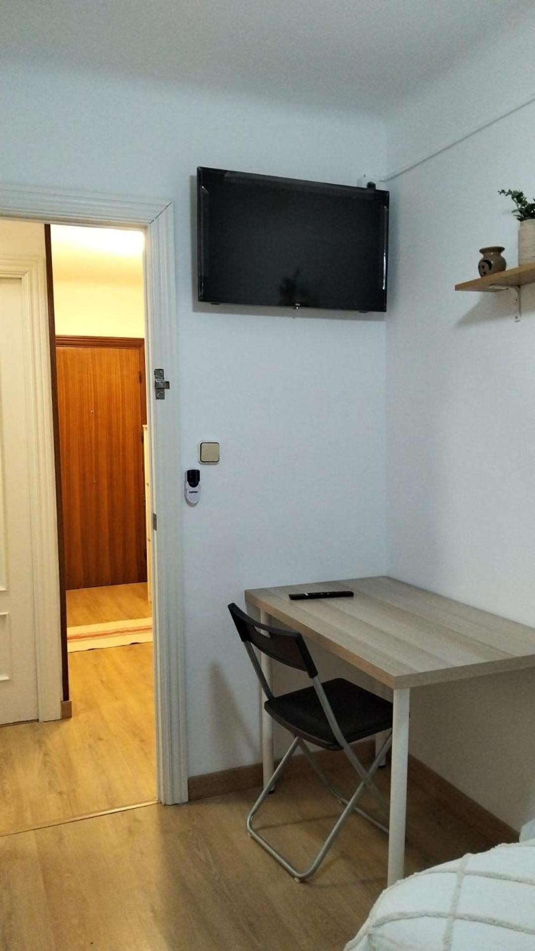 Alojamiento Calma L'Hospitalet de Llobregat Exterior foto